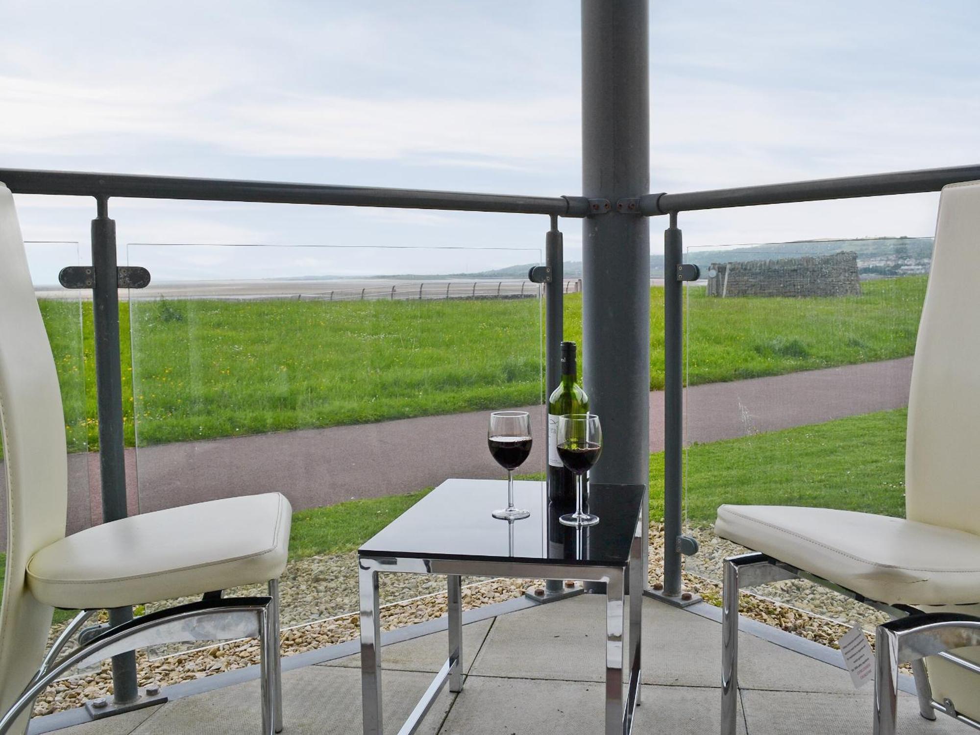 Waters Edge Villa Llanelli Bagian luar foto